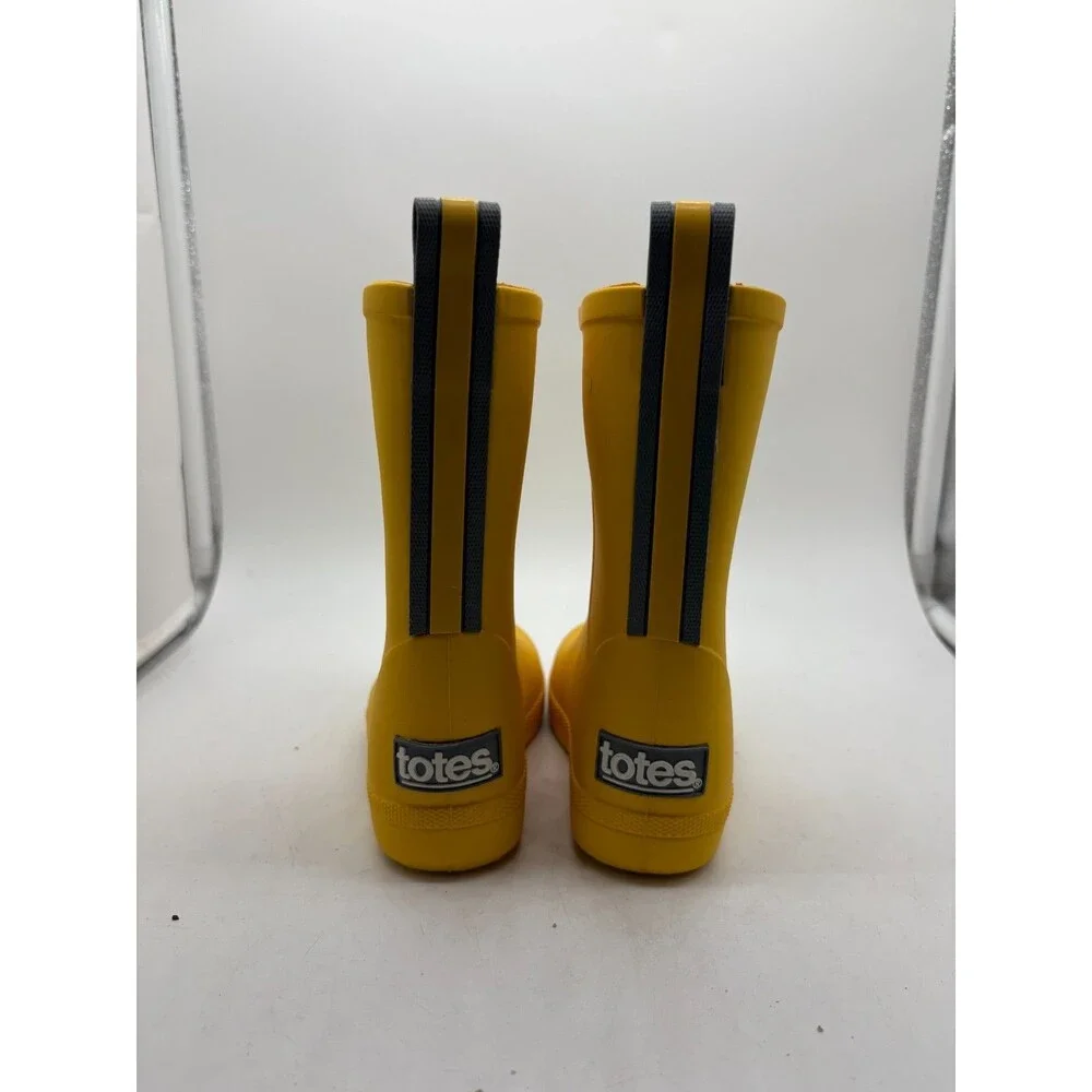 totes everywear yellow